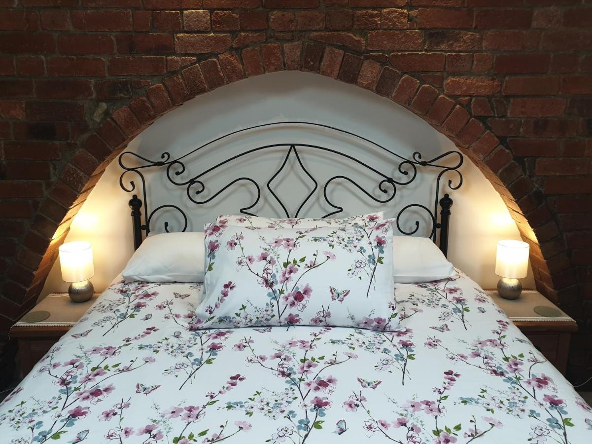 Lyndene Bed & Breakfast Penistone Exterior foto